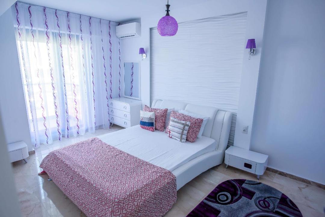 Sophia 2 & Moonlight Apartaments Mamaia Esterno foto